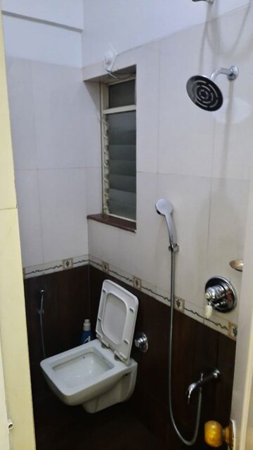 Bathroom in 2 BHK Apartment at Tharwani Heritage, Kharghar Sector 7 – for Rent