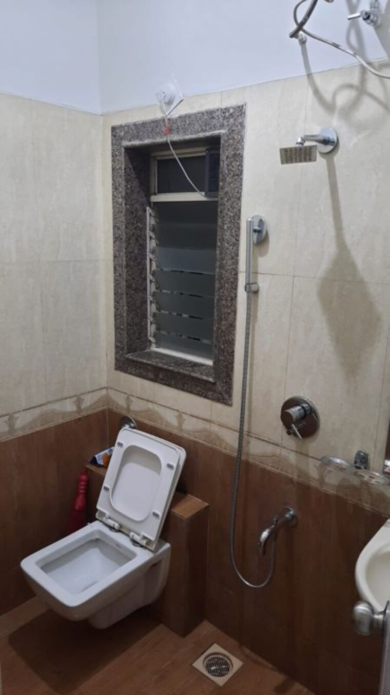 Bathroom, tharwani-heritage 2 Bedroom 960 Sq.Ft. Apartment In Kharghar Sector 7 Navi Mumbai 10013391