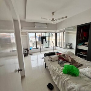 Team Area in 2.5 BHK Apartment at Evershine Embassy, Veera Desai Industrial Estate – for Rent