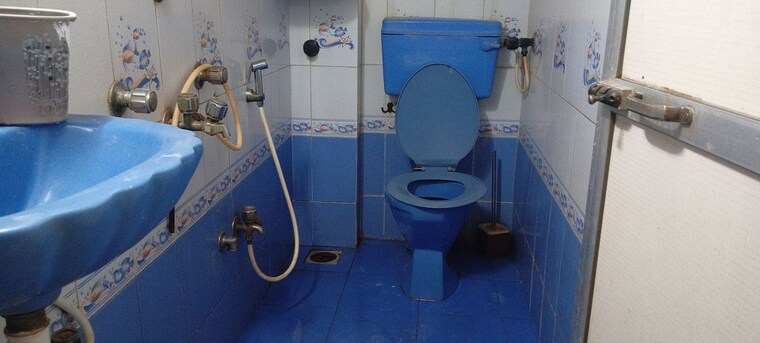 Bathroom, haridwar-apartments 2 Bedroom 750 Sq.Ft. Apartment In Evershine Nagar Mumbai 10013414