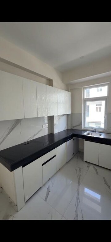 Kitchen in 2.5 BHK Builder Floor at Smart World Gems, Sector 89 – for Rent