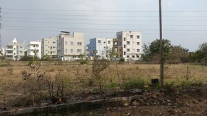  Plot For Sale in Gundlapochampalli