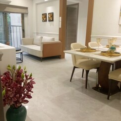 2 BHK Apartment For Sale in Crystal Hitendra Dhamm Shabha CHS