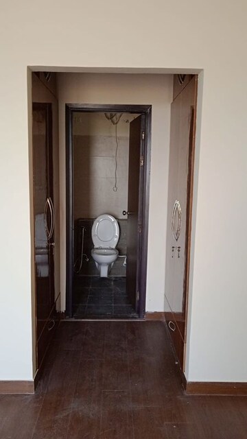 Bathroom in 3.5 BHK Apartment at Umang Winter Hills, Sector 77 – for Rent