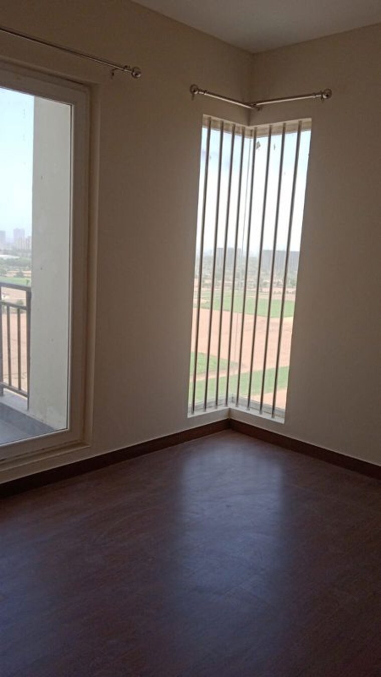 Room, umang-winter-hills 3.5 Bedroom 2077 Sq.Ft. Apartment In Sector 77 Gurgaon 9882990