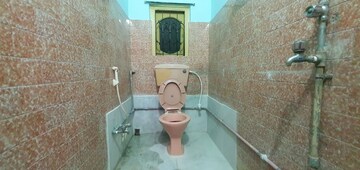 Bathroom in 4 BHK Apartment at Paikpara – for Rent