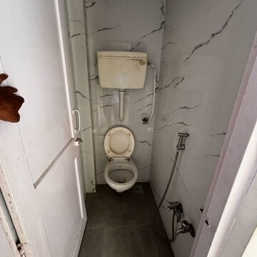 Bathroom in 1 BHK Apartment at Goregaon East – for Rent