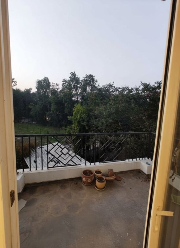 Balcony, costa-blanca 4 Bedroom 4000 Sq.Ft. Apartment In Baner Pune 10013539