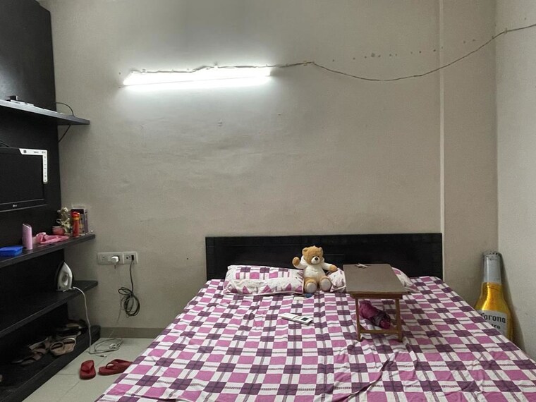 Bedroom, malwa-escon-arena 1 RK 400 Sq.Ft. Apartment In Lohgarh Zirakpur 10013532