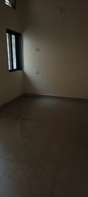 Room in 3 BHK Villa at Mowa – for Rent