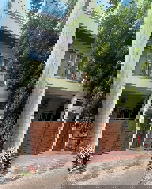 3 BHK + Pooja Room 1700 Sq.Ft. Builder Floor in DLF Vibhuti Khand