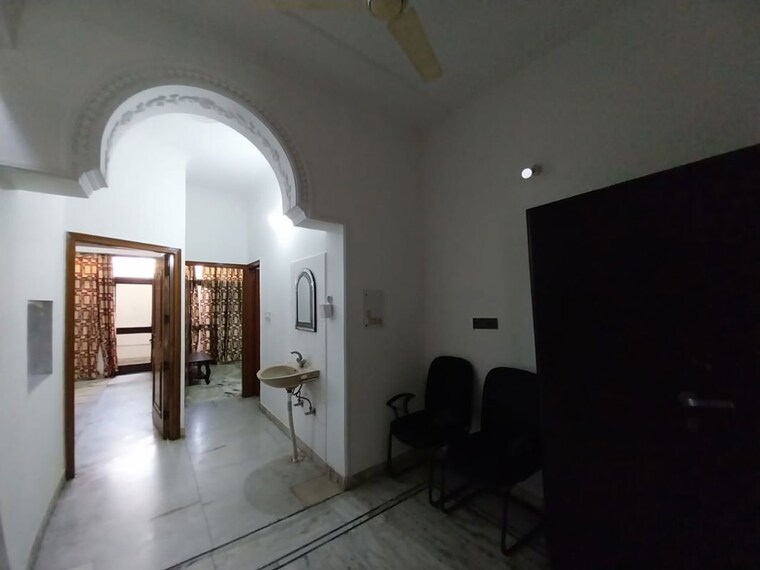 undefined, sector 14 2 Bedroom 200 Sq.Yd. Independent House In Sector 14 Gurgaon 10013573