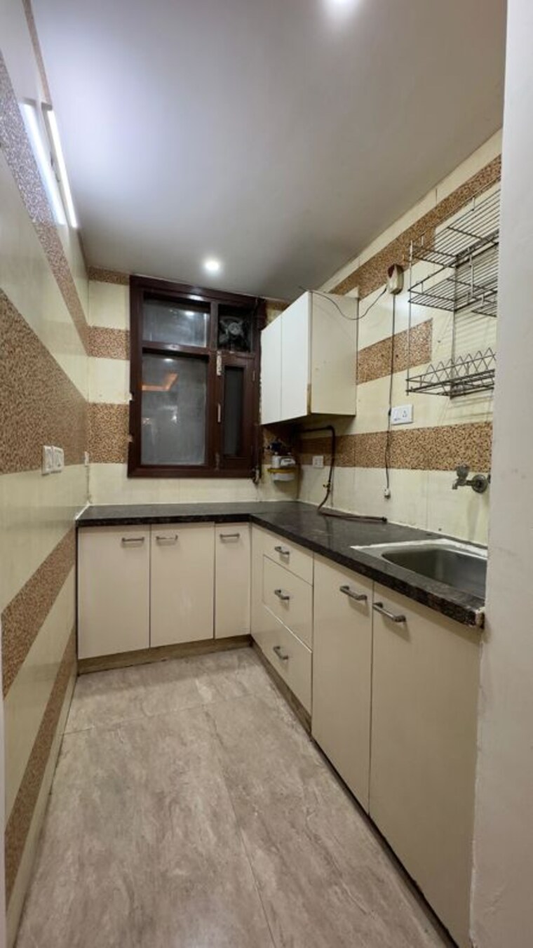 Kitchen, chattarpur 2.5 Bedroom 1000 Sq.Ft. Builder Floor In Chattarpur Delhi 10013577