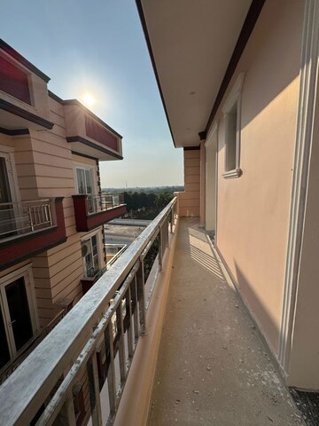 Balcony in 1 BHK Builder Floor at Chattarpur – for Rent