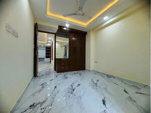 Master Bedroom in 1 BHK Builder Floor at Chattarpur – for Rent