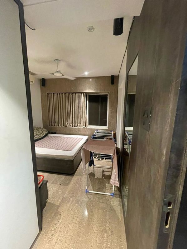 StudioApartment For Rent in Vile Parle West