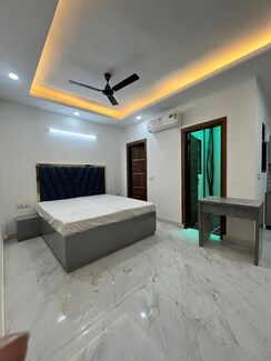 1 RkBuilder Floor For Rent in Minarch Tower