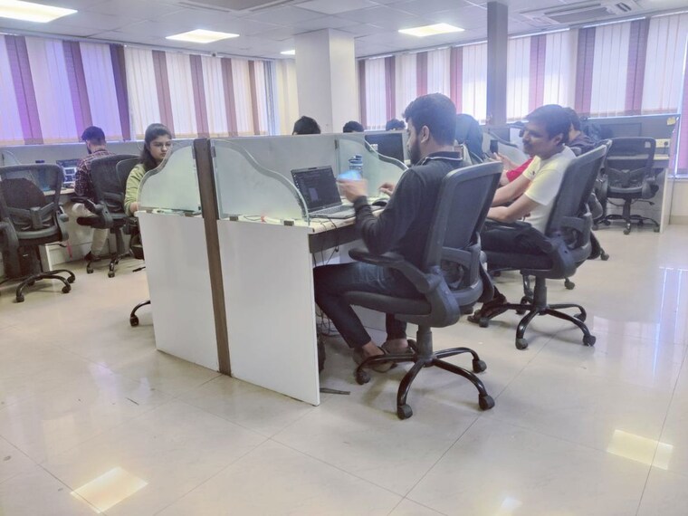 Team Area, icon-towers Commercial Office Space 1450 Sq.Ft. In Baner Pune 10013624