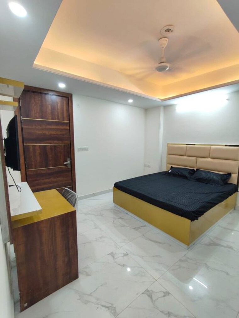Living Room, vipul-square 1 RK 450 Sq.Ft. Builder Floor In Sushant Lok I Gurgaon 10013636