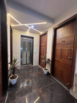 1 RK Builder Floor For Rent in Vipul Square, Sushant Lok I