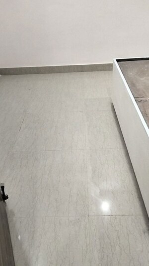 Room in 3 BHK Builder Floor at Pratap Vihar – for Sale