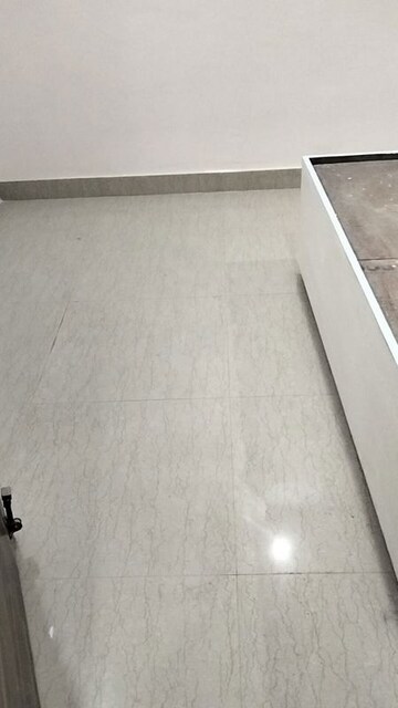 Room in 3 BHK Builder Floor at Pratap Vihar – for Sale