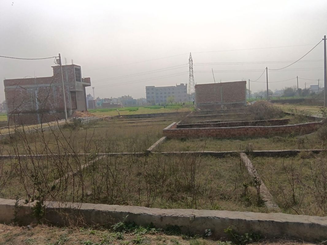 Plot For Sale in Roza Jalalpur