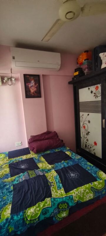 Bedroom in 1.5 BHK Apartment at Rahatani – for Rent