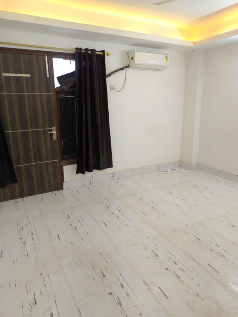 Room, saket 2 Bedroom 450 Sq.Ft. Builder Floor In Saket Delhi 10013680