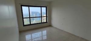 Room in 3 BHK Apartment at Kalpataru Magnus, Bandra East – for Rent