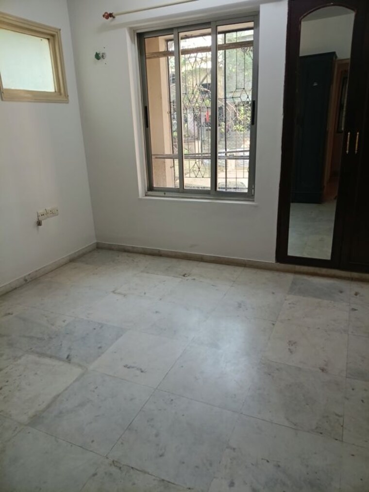 Room, siddhachal-phase-5-chs-ltd 2 Bedroom 825 Sq.Ft. Apartment In Vasant Vihar Thane 10013722