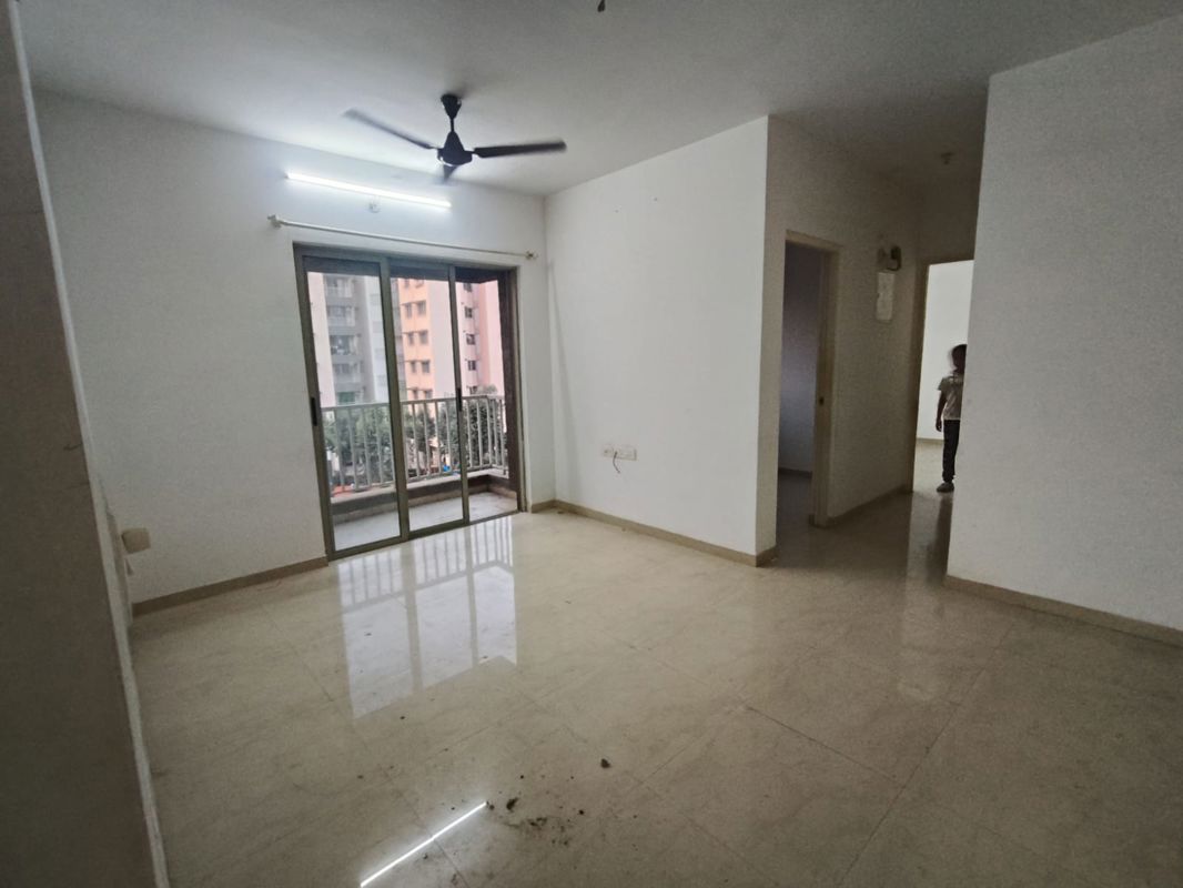 1.5 BHK + Pooja Room,Extra Room Apartment For Sale in Lodha Casa Rio
