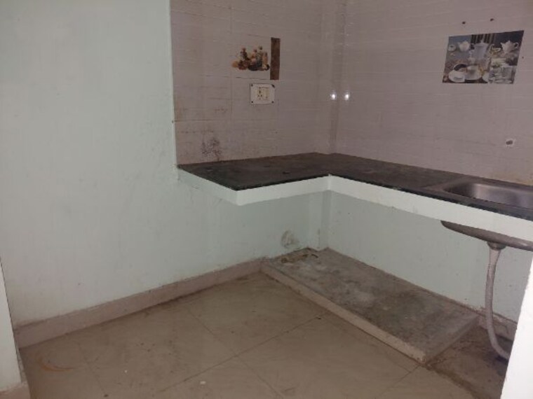 Room, gomti nagar 1 Bedroom 450 Sq.Ft. Villa In Gomti Nagar Lucknow 10013752