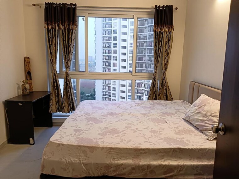 Bedroom, umang-winter-hills 3 Bedroom 1822 Sq.Ft. Apartment In Sector 77 Gurgaon 10013788