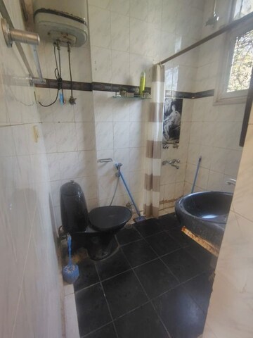 Team Area in 2 BHK Builder Floor at Hauz Khas Enclave – for Rent