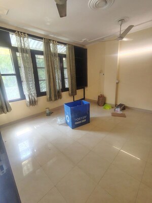 Living Room in 2 BHK Builder Floor at Hauz Khas Enclave – for Rent