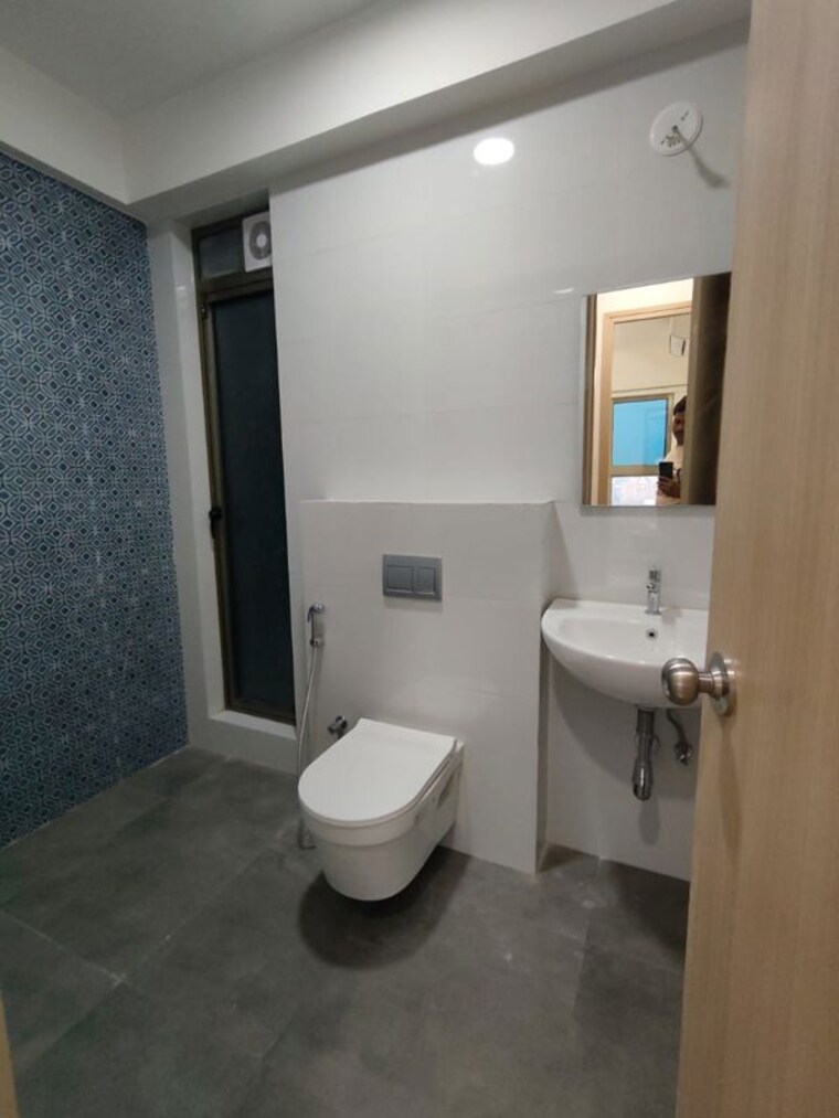 Bathroom, raj-infinia 3 Bedroom 1100 Sq.Ft. Apartment In Malad West Mumbai 10013817