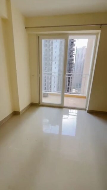 Room in 2 BHK Apartment at BSB Vaibhav Heritage Height, Sector 16 Greater Noida – for Sale