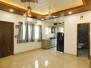 Living Room in 2 BHK Builder Floor at Green Park Extension – for Rent