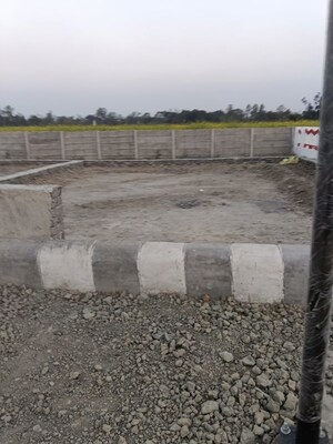  Plot For Sale in Krishna Iscon Valley, Gosainganj