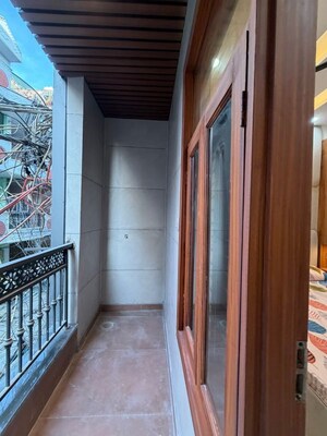 Building Lobby in 2.5 BHK Builder Floor at Uttam Nagar – for Sale