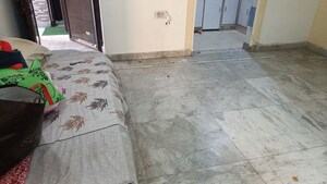 Living Room in 1 BHK Builder Floor at Vaishali Sector 5 – for Rent