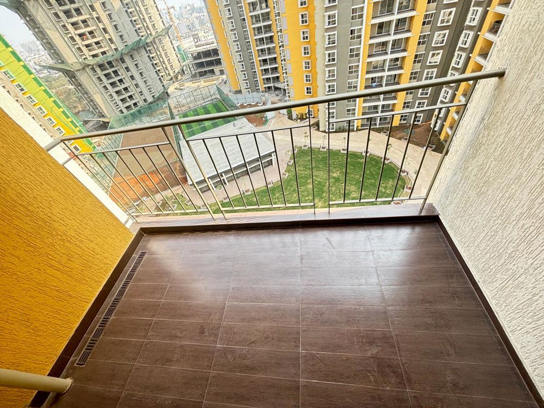 2 BHK + Pooja Room Apartment For Rent in Pride Purple Park Titan