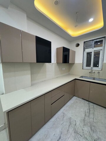 Kitchen in 2 BHK Builder Floor at Paschim Vihar – for Rent