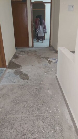 Room in 1.5 BHK Builder Floor at Mayur Vihar – for Rent