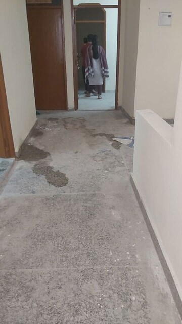 Room in 1.5 BHK Builder Floor at Mayur Vihar – for Rent