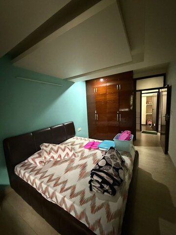 Master Bedroom in 3 BHK Apartment at Apex Anuradha Apartments, Paschim Vihar – for Rent