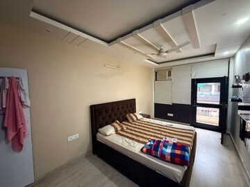 Master Bedroom in 3 BHK Apartment at Apex Anuradha Apartments, Paschim Vihar – for Rent