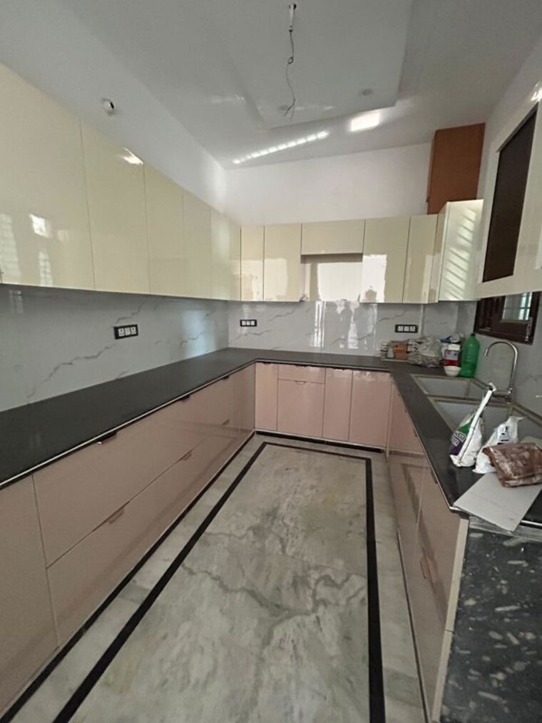 Kitchen, wave-floors-premium 3.5 Bedroom 287 Sq.Yd. Builder Floor In Wave City Ghaziabad 10013904