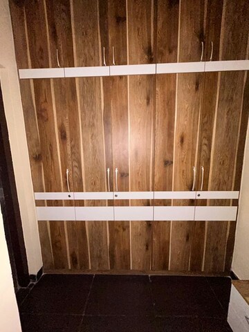 Furnished Amenities in 3.5 BHK Builder Floor at Wave Floors Premium, Wave City – for Rent